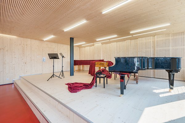 NOVATOP Acoustic panels in a concert hall